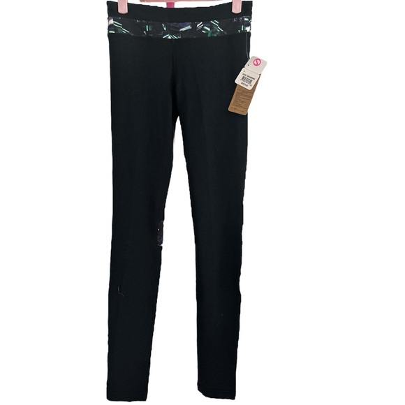 Shape Performance Leggings - Picture 1 of 5